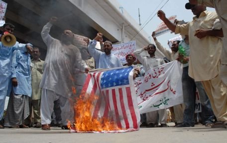 Talibanii, la fel de sfidători: America a martirizat zeci de mii de musulmani sub pretextul unui eveniment ambiguu