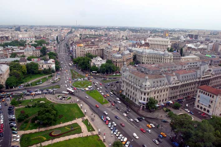 Bucureşti. RATB a angajat 20 de fotomodele pentru a promova turismul în Capitală
