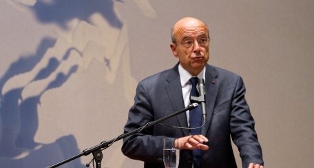 Ministrul francez de Externe: Nu putem permite destrămarea euro