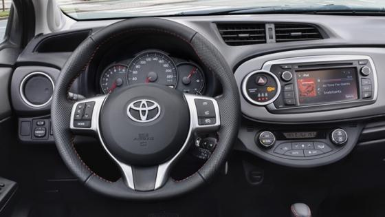 Noua Toyota Yaris, mai organizată, practică şi adaptată pentru oraş. Vezi GALERIE FOTO 107455