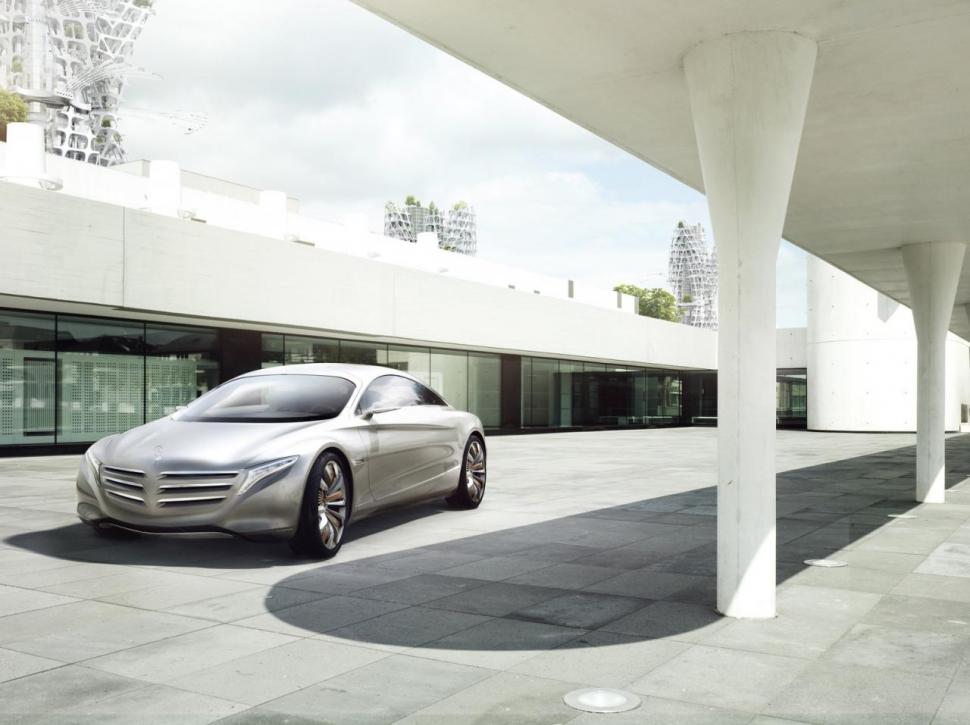 Salonul Auto de la Frankfurt începe în forţă cu două concepte spectaculoase: Mercedes F 125! și Audi Urban  107600