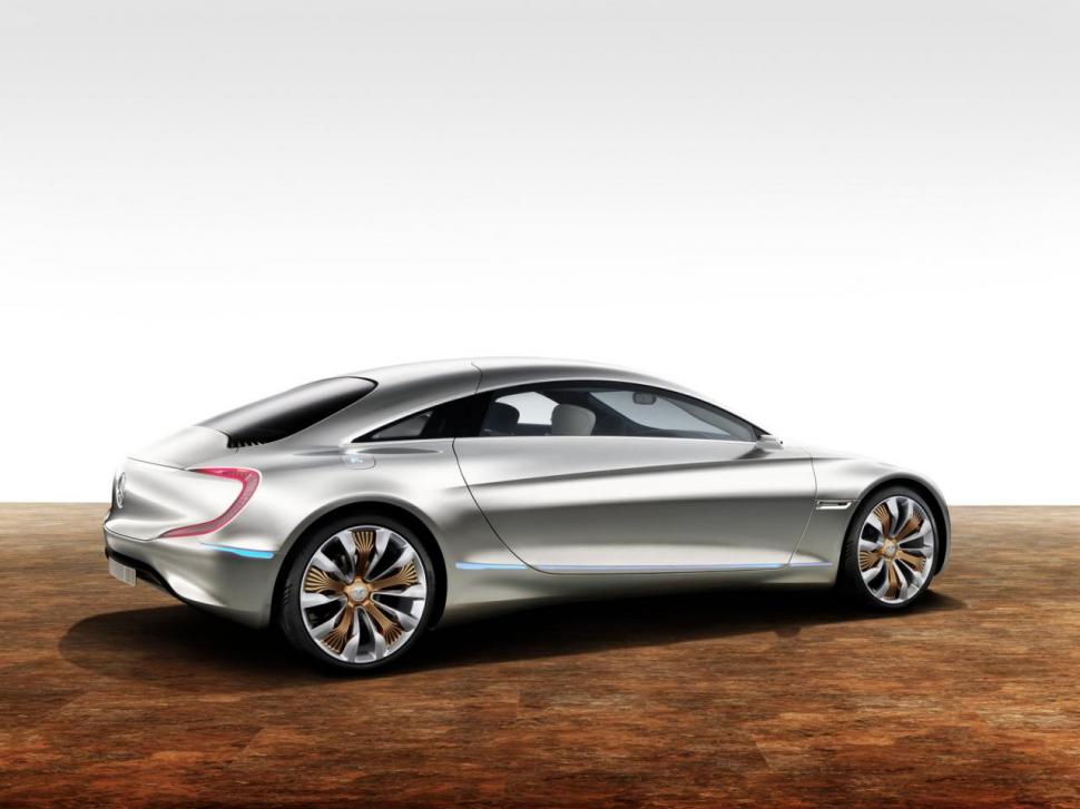 Salonul Auto de la Frankfurt începe în forţă cu două concepte spectaculoase: Mercedes F 125! și Audi Urban  107601