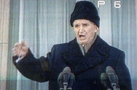 Dezvăluiri. Nicolae Ceauşescu suferea de o formă rară de scleroză în ultimii ani de viaţă