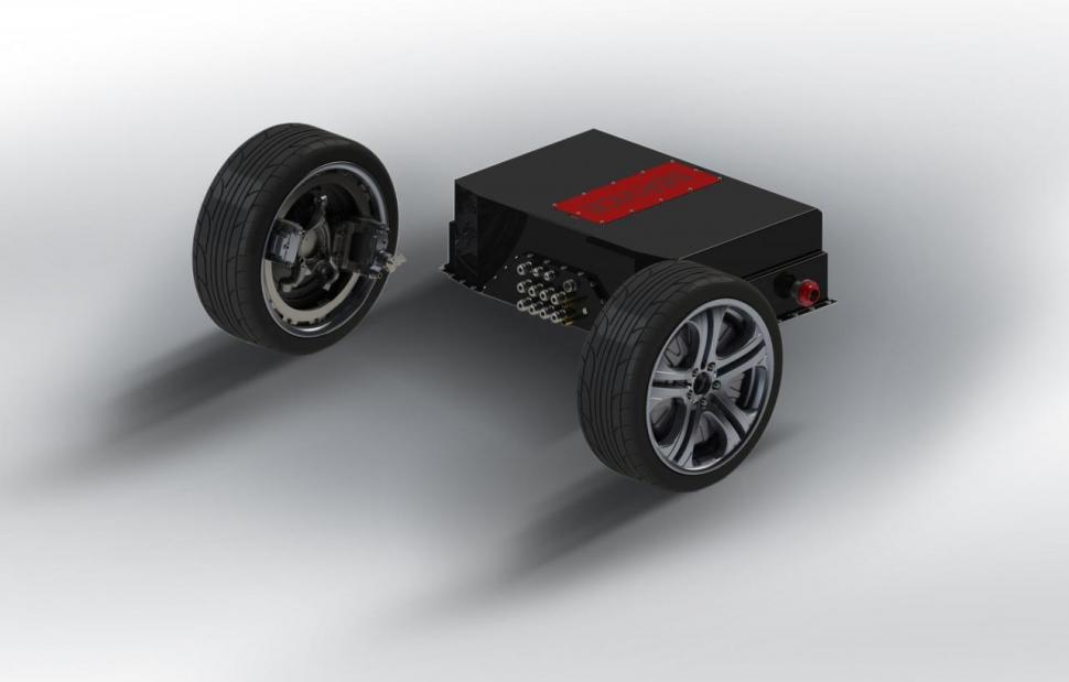 Brabus şi-a construit propriul hibrid, pe baza unui Mercedes E-Class, pe care l-a expus la Frankfurt 107850