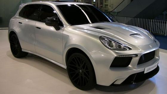 Un Porsche Cayenne modificat de englezi, doar pentru cei bogaţi 108055
