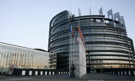 Sediul Parlamentului European din Bruxelles a fost evacuat din cauza unui incendiu la instalaţia electrică