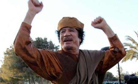 Martori: Muammar Gaddafi trăieşte în oraşul Sabha din sudul Libiei