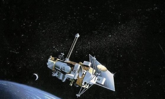 NASA: Satelitul american a căzut pe Pământ, dar nu se ştie unde