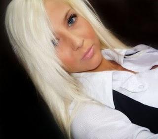 Bronzul, blestemul piţipoancelor. Vezi cum a ajuns să arate o blondă după ce s-a prăjit prea mult la solar 109983