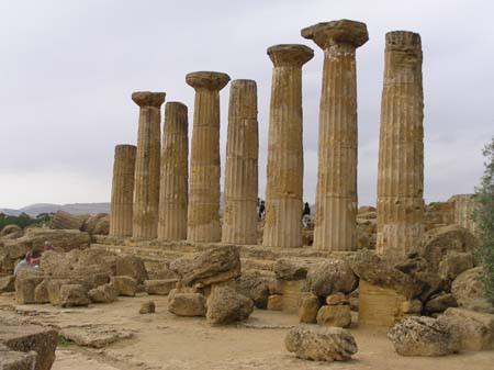 Pe ce pui mâna în fiecare zi. Cele mai tari lucruri pe care nu le ştiai despre &quot;unealta dracului&quot; 110029