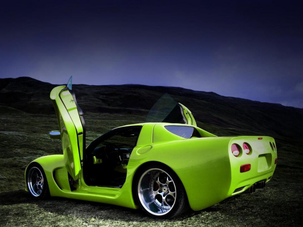 Chevrolet Corvette cu uşi foarfecă - tuning retro de la Wittera 110474