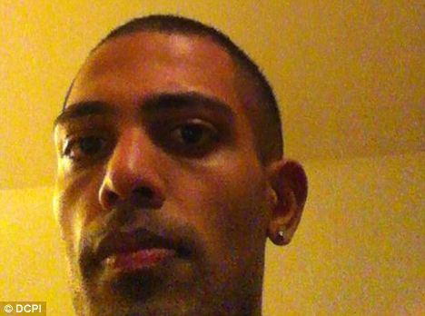 Hoț de iPhone, descoperit cu ajutorul unei aplicații care l-a fotografiat 110611