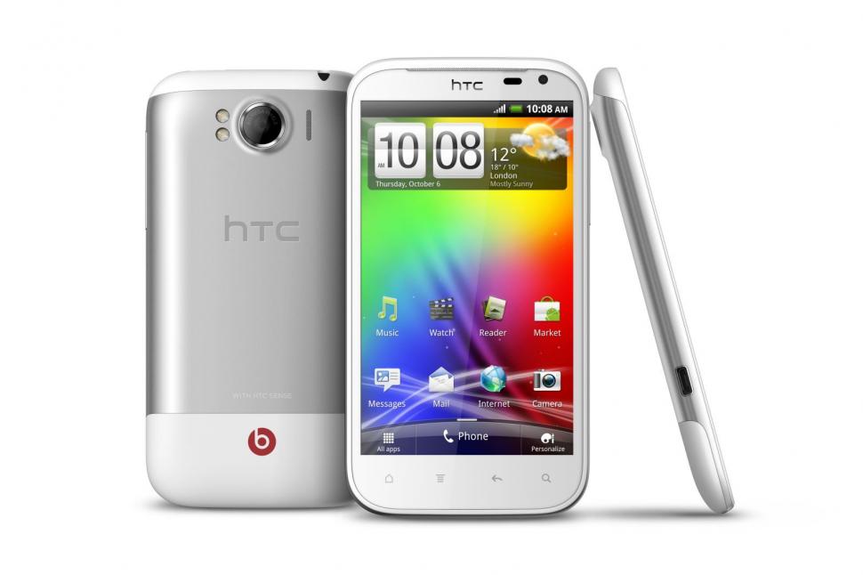 HTC lansează Sensation XL un smartphone cu super-sunet de la Beats Audio 110636