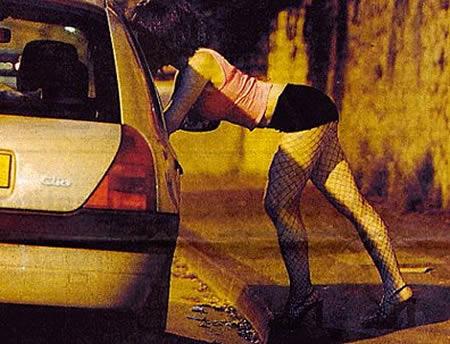 Vaginul care sparge tot. Vezi cine e femeia care a ridicat 14 kilograme cu &quot;minunea&quot; dintre picioare 110667