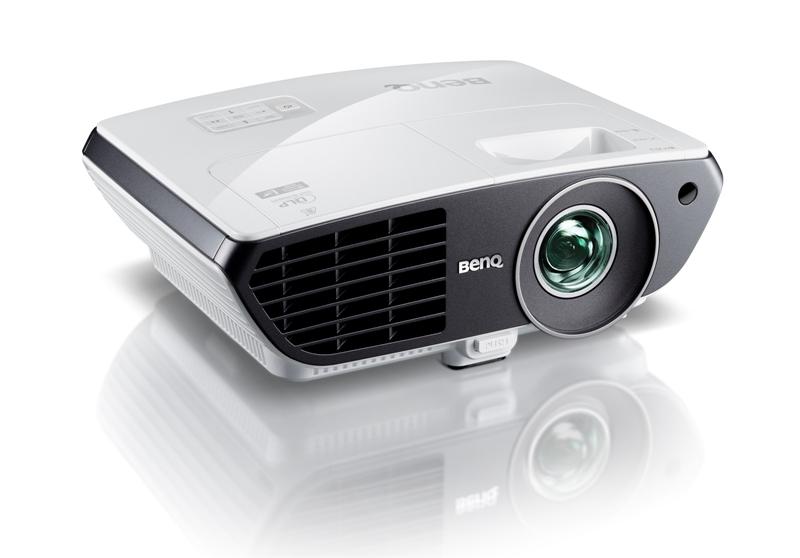 BenQ lansează W710ST - primul proiector 3D HD short-throw pentru Home Entertainment din lume 110929