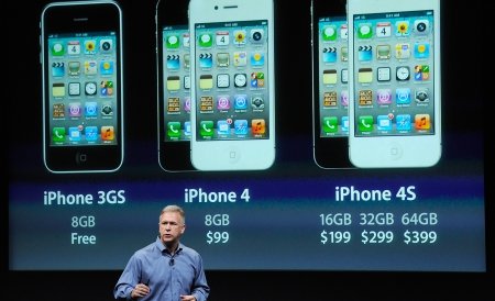iPhone 4S, cel mai iubit produs Apple? Compania a avut 1 milion de precomenzi într-o zi