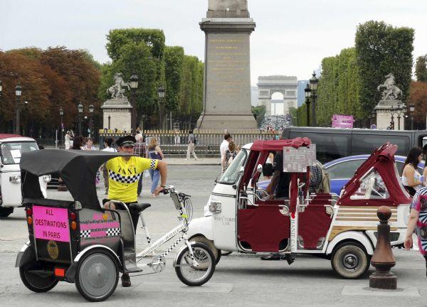 Mai mulţi bani în portofelul tău. Vezi un top cu cele mai tari joburi pe care le poţi face 110887