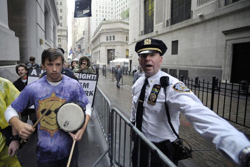 Orgie sau protest? Sex, distracţie şi băutură, la manifestaţiile de pe Wall Street 111031