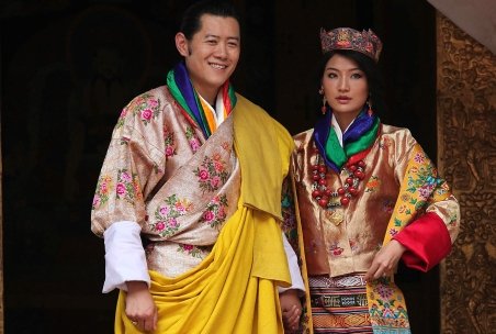 Nuntă regală în Bhutan. Regele s-a căsătorit cu o studentă de 21 de ani