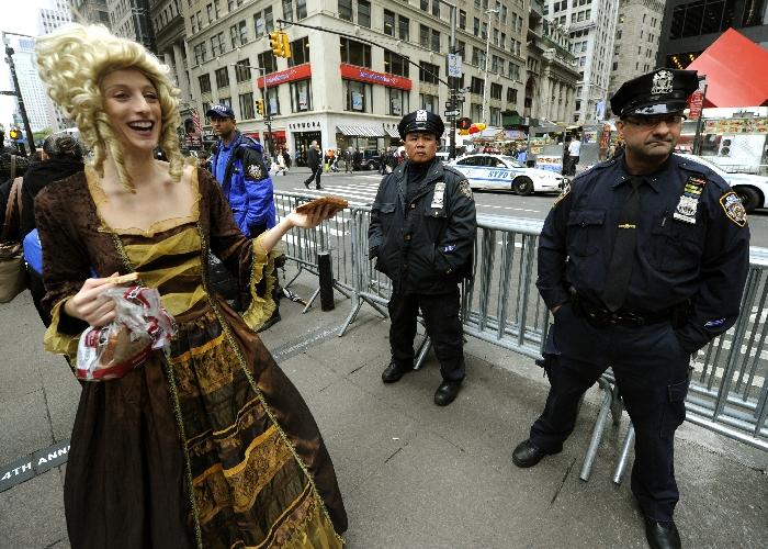 Manifestanţii de pe Wall Street ar putea fi evacuaţi pentru igienizarea zonei. Vezi o galerie foto impresionantă cu tabăra lor 111527