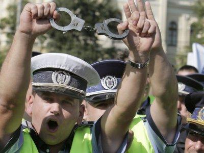 România nu putea lipsi din acest top. Vezi care sunt cele mai corupte ţări din Europa! 111574