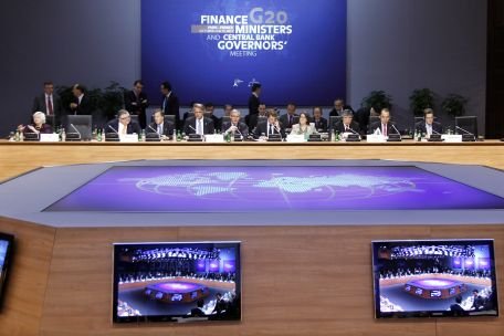 Oficialii G20 au cerut Europei un plan &quot;complet, decisiv&quot; de rezolvare a crizei datoriilor