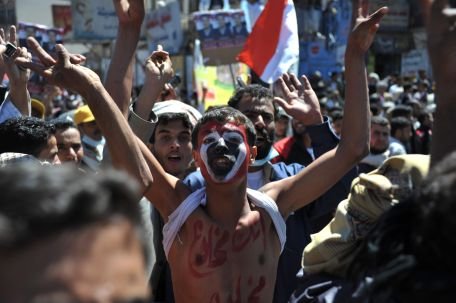 Patru persoane au murit în urma manifestaţiilor împotriva preşedintelui yemenit