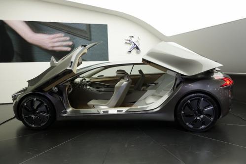 Conceptul futuristic Peugeot HX1 va fi produs în serie din 2014 112189
