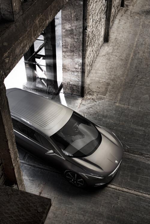 Conceptul futuristic Peugeot HX1 va fi produs în serie din 2014 112193