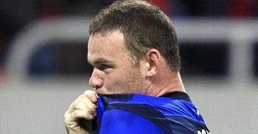 Oţelul - Manchester 0-2. Gălăţenii, executaţi de Rooney de la 11 metri