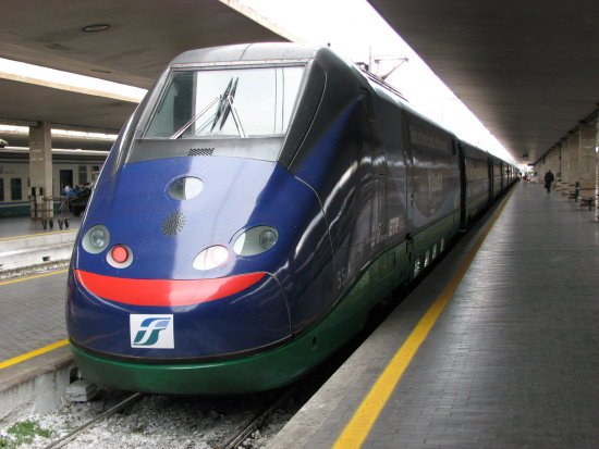 Italia. Lucrătorii din domeniul transportului feroviar vor intra vineri în grevă