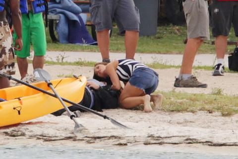 Sex oral pe plajă? Ce a făcut această actriţă de a şocat fanii? 112655