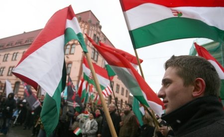 Maghiarii din Ardeal au comemorat revoluţia ungară din 1956