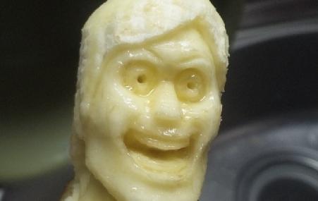 Expoziţia la care nu ar trebui să meargă Suzana şi Roxana 113224