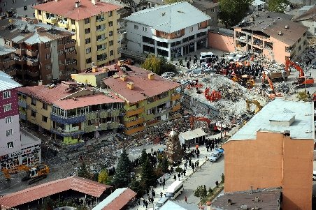 Mărmureanu: Cutremurele ne dau atâtea lecţii. Nu ne intră în cap