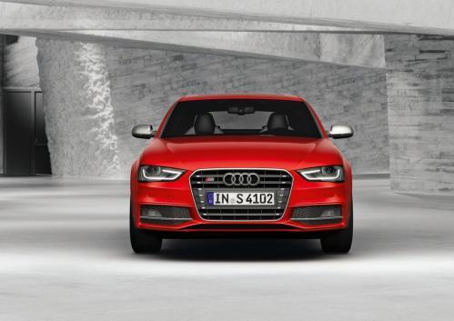 Audi A4 / S4 facelift, prezentate oficial 113560