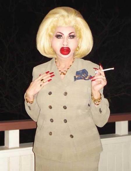 Când în loc de creier, e Botox. Miss Piggy e mic copil pe lângă ea. Vezi top dezastre siliconate 113702