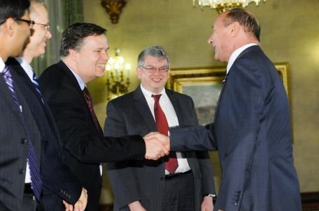 Delegaţia FMI s-a întâlnit cu preşedintele Traian Băsescu