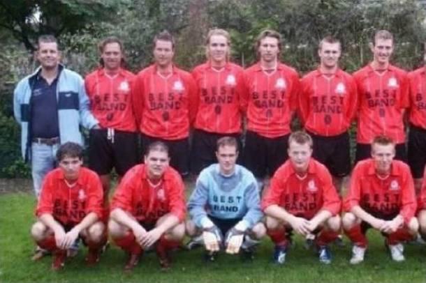 Ce face cu mâinile?! Fotografia care îţi va spune multe despre sex... şi despre tine 113987