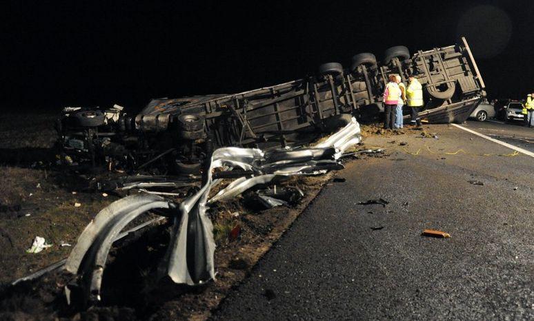 Imagini cutremurătoare de la locul accidentului soldat cu 14 români morţi 113926