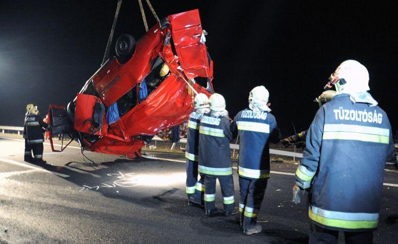 Imagini cutremurătoare de la locul accidentului soldat cu 14 români morţi 113929