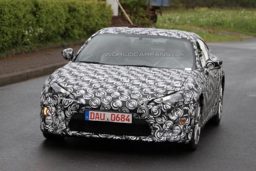 Toyota FT-86 - imagini și câteva detalii tehnice într-o broșură ”scăpată” pe net 114142