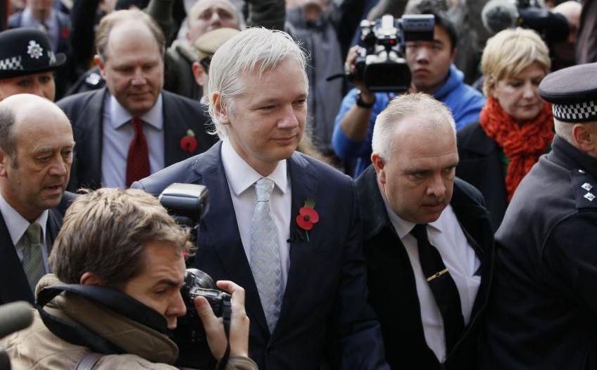 Apelul privind extrădarea lui Julian Assange în Suedia a fost respins de justiţia britanică 114323