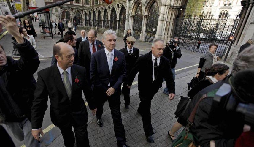 Apelul privind extrădarea lui Julian Assange în Suedia a fost respins de justiţia britanică 114324