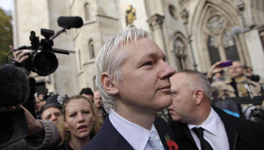 Apelul privind extrădarea lui Julian Assange în Suedia a fost respins de justiţia britanică 114325
