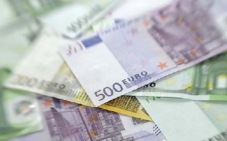 Revista presei - 3 noiembrie: Cum scapă statul printre degete 3 miliarde de euro