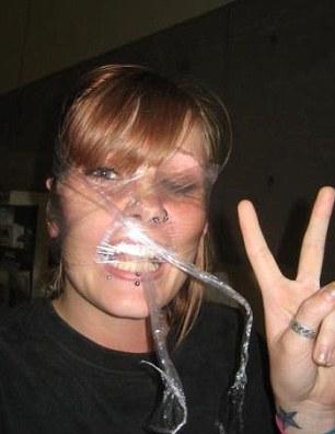 Cu siguranţă Justin Bieber era beat când s-a culcat cu ea! Vezi imagini care ar trebui cenzurate 114578