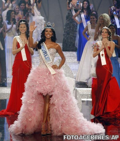 Cea mai frumoasă femeie din lume are 21 de ani şi vine din Venezuela. Cum s-a descurcat candidata României la Miss World 114951