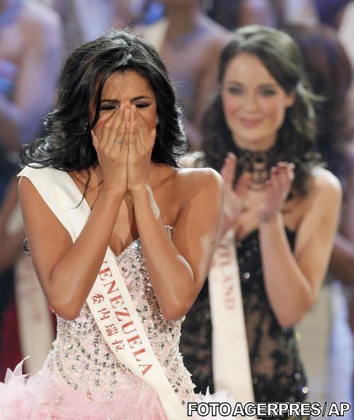 Cea mai frumoasă femeie din lume are 21 de ani şi vine din Venezuela. Cum s-a descurcat candidata României la Miss World 114953