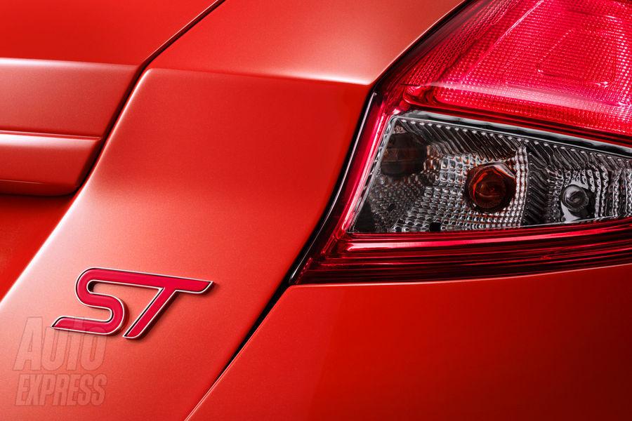 Ford Fiesta ST - mini-racheta cu cinci uși, în primele imagini oficiale 115017